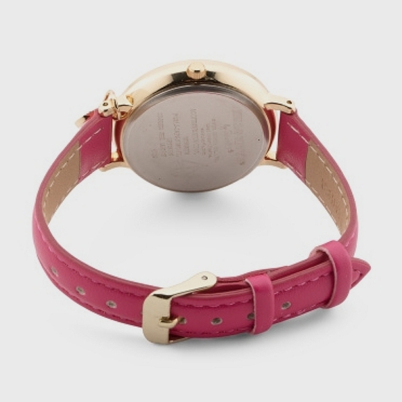 HELLO KITTY PINK WATCH NEW IN BOX CHARM - Picture 3 of 7